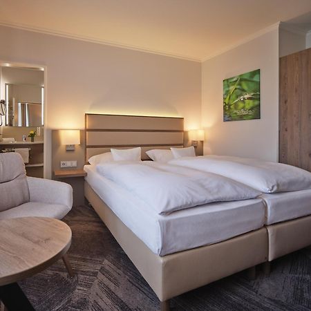 Parkhotel Am Taunus أوبروسل المظهر الخارجي الصورة