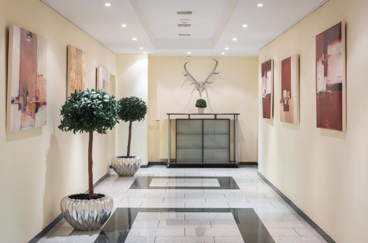 Parkhotel Am Taunus أوبروسل المظهر الخارجي الصورة