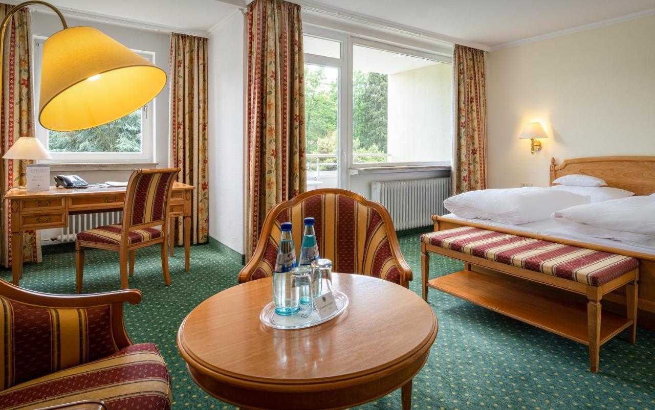 Parkhotel Am Taunus أوبروسل المظهر الخارجي الصورة