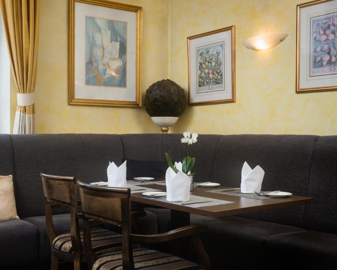 Parkhotel Am Taunus أوبروسل المظهر الخارجي الصورة